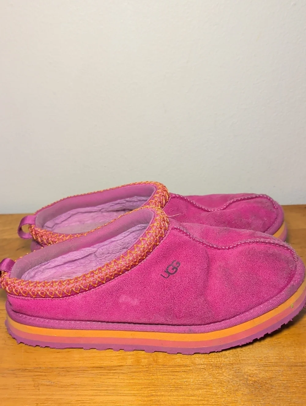 UGG Tazz Slippers in Raspberry Multi Colorway Pink Orange Comfy Girls Size 6